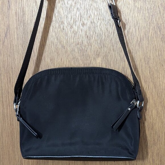 Steve Madden Crossbody Classic Farren Dome Shoulder Bag Black - Picture 3 of 7